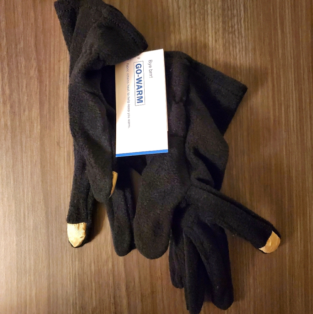 Old Navy Gloves